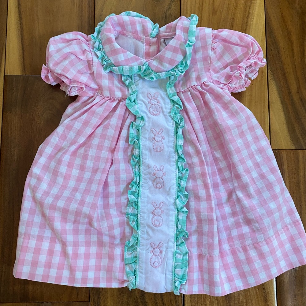 Smocked Threads by Cecil and Lou Baby Girl Bunny Easter Dress Size 3-6 Months